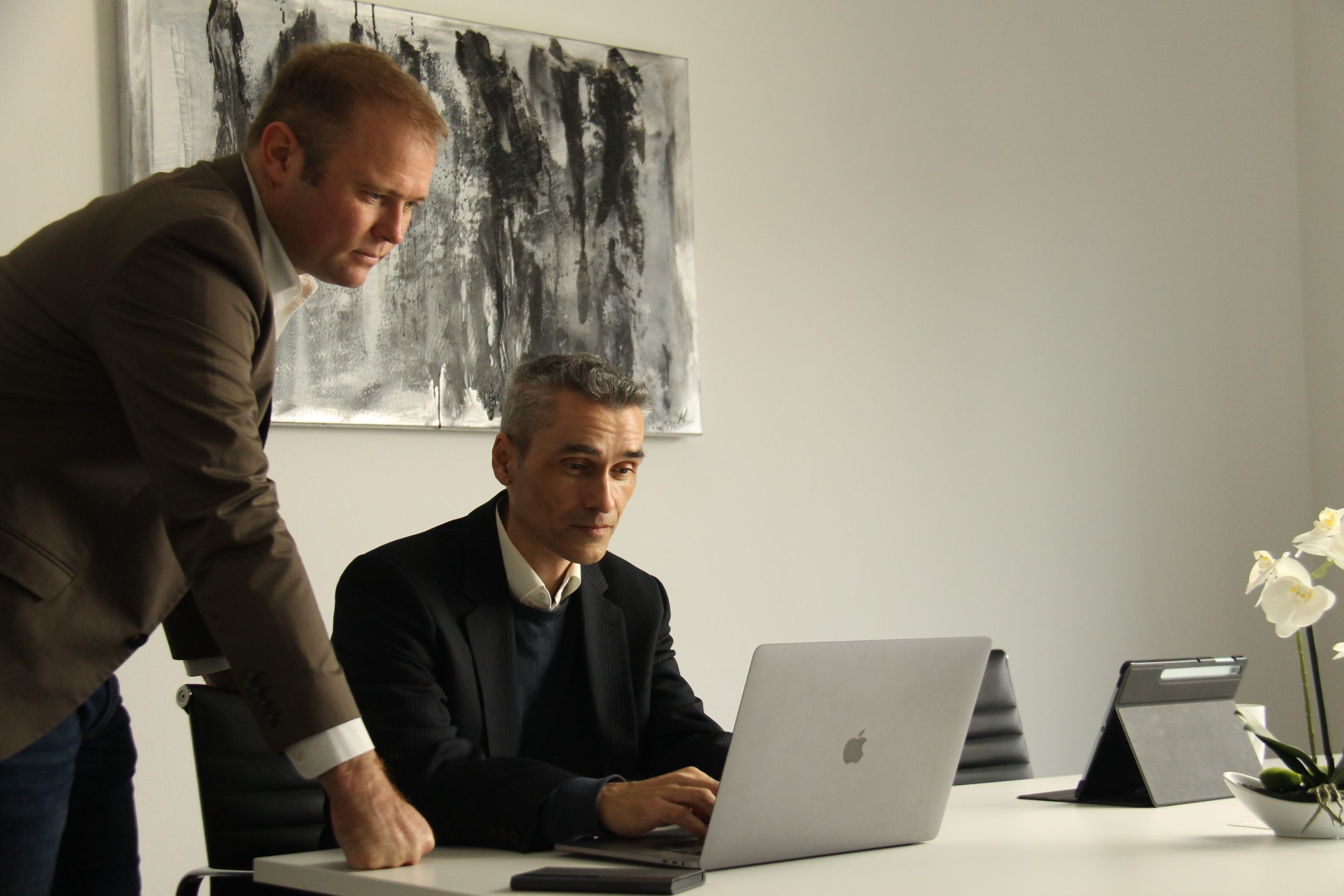 Relevante Ansprechpartner für die LinkedIn-Akquise Relevante Ansprechpartner für die LinkedIn-Akquise